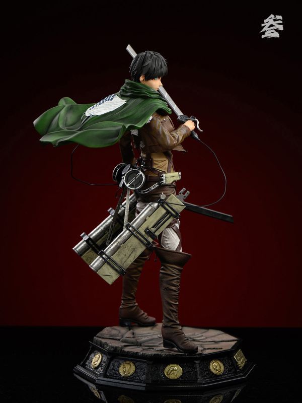 【Pre-order】Attack on Titan: Eren Statue