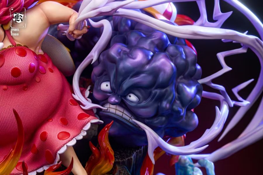 【Pre-order】One Piece BIG MOM Charlotte Linlin Limited Edition Statue