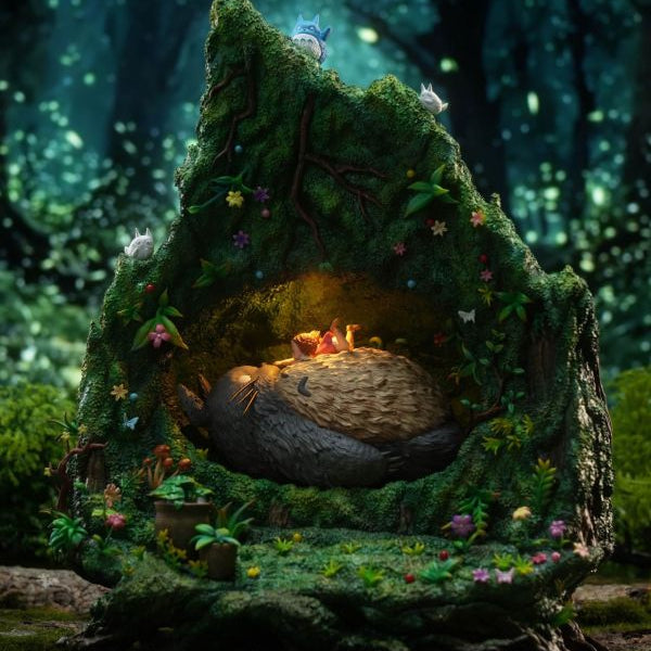 【Pre-order】Desktop Scene Series 013 My Neighbor Totoro · Tree Hollow Totoro Limited Edition Statue
