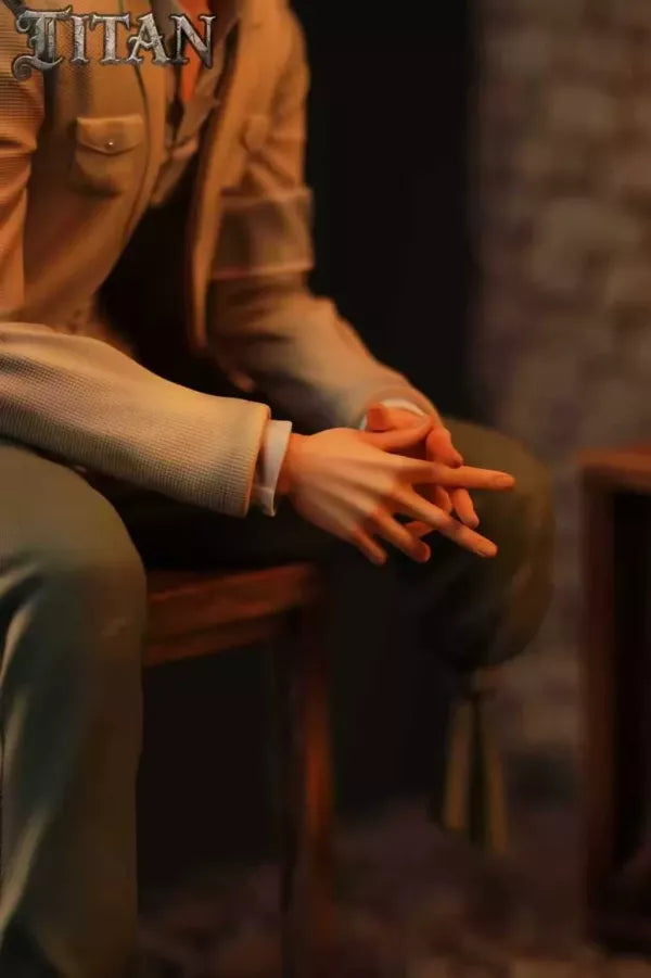 【Pre-order】Attack on Titan: Iconic Scenes Series - Reiner, Sit Down Statue