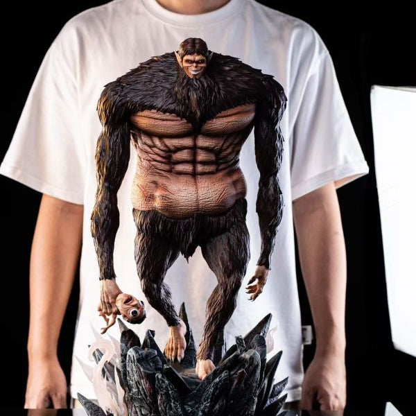 【Pre-order】Attack on Titan: Statue Guardians Series - Giant Series: Beast Titan Statue